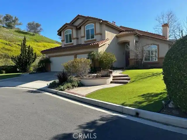 Lovely Home with a Stunning Location