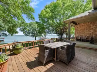 Serene Sanctuary on Richland Chambers Lake