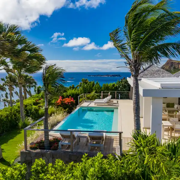 VILLA ZUM - SERENITY FACING THE OCEAN