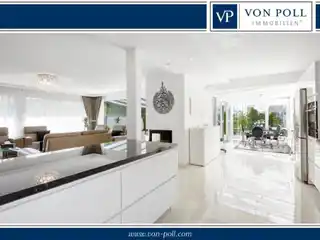Attractive and Versatile Residence