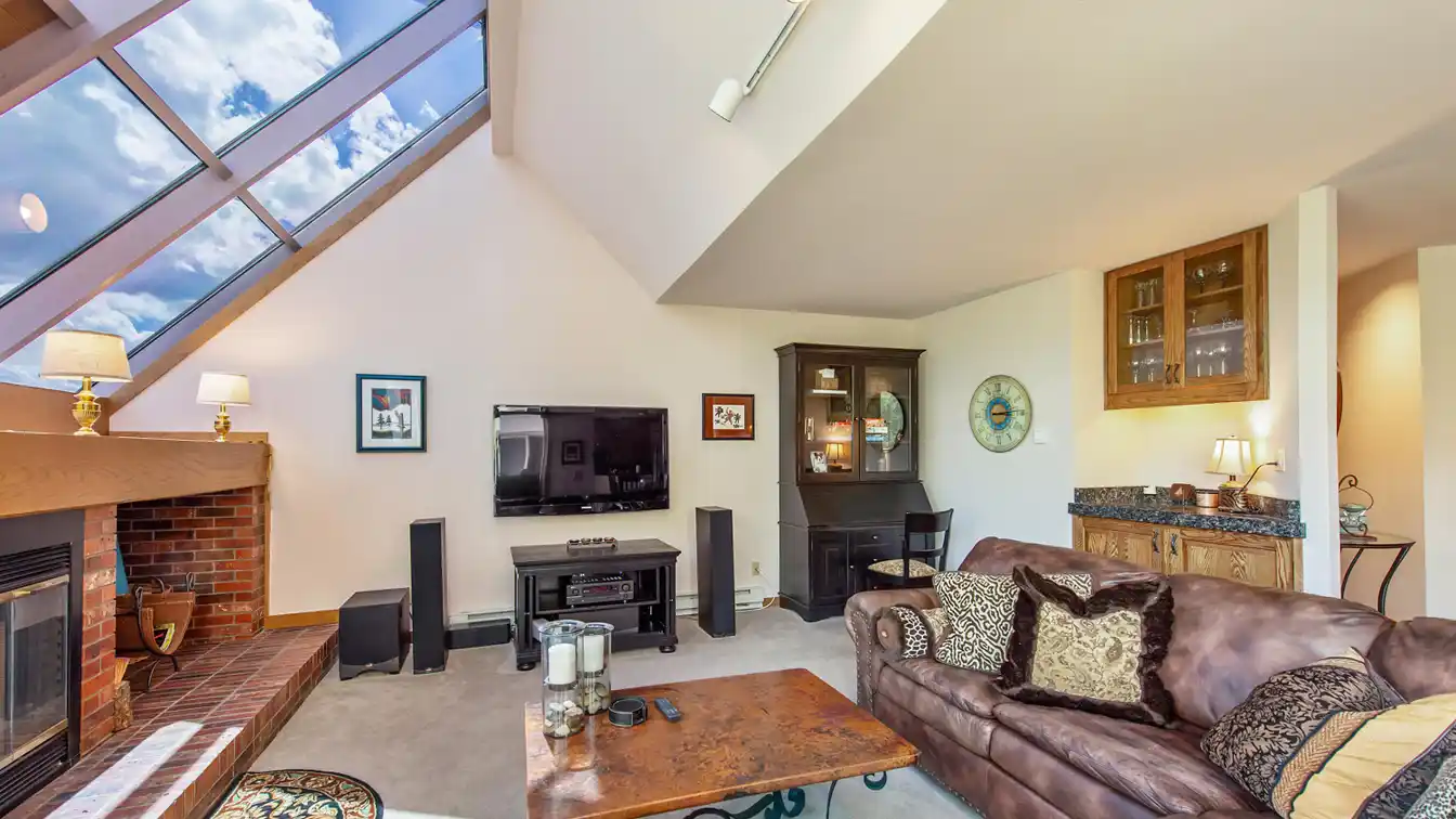 True Mountain Luxury Living