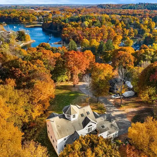 LIGHT-FILLED COLONIAL ABUTTING CONSERVATION LAND