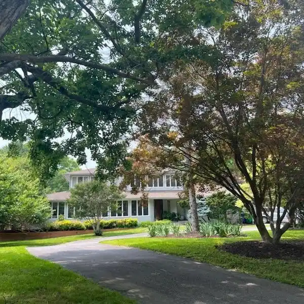 EXCEPTIONAL CONTEMPORARY ESTATE