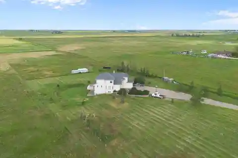 Serene 4-Acre Rocky View Country Retreat