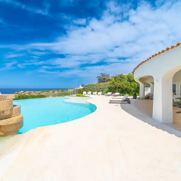 LUXURIOUS MODERN VILLA IN PORTO CERVO