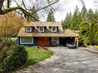 Beautiful Cape Cod Style Home in Upper Delbrook