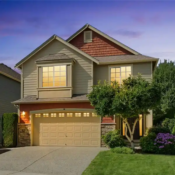 GORGEOUS HOME IN A PRIME NEIGHBORHOOD