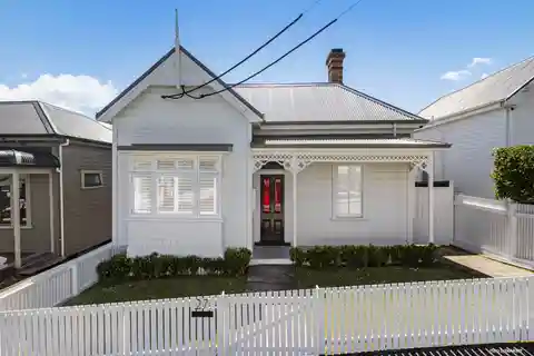 Renovated Character Home with Sky Tower Views