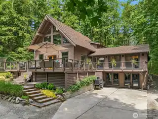 Custom-built Entertainer's Dream