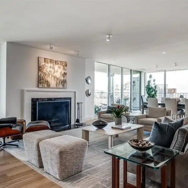 RENOVATED CORNER PENTHOUSE UNIT IN PARK TOWERS