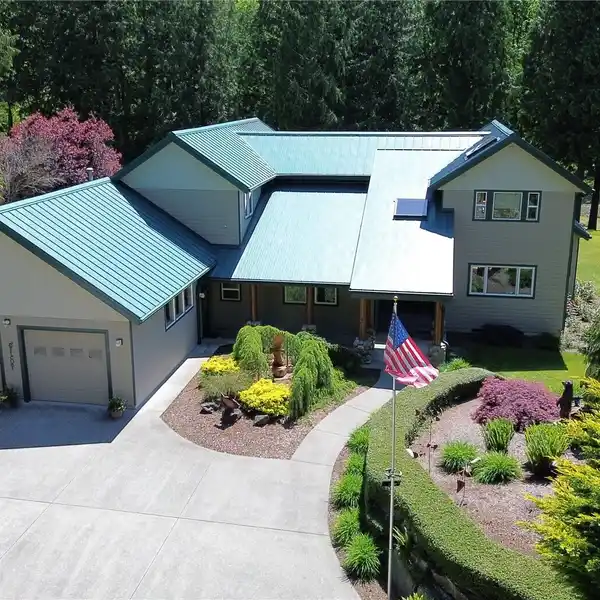 STUNNING SKAGIT RIVER PROPERTY
