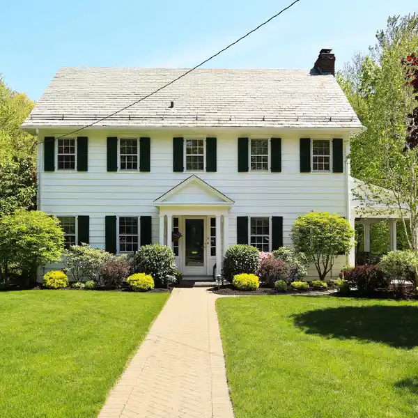 PERFECT BLEND OF TRADITION AND MODERN COMFORT