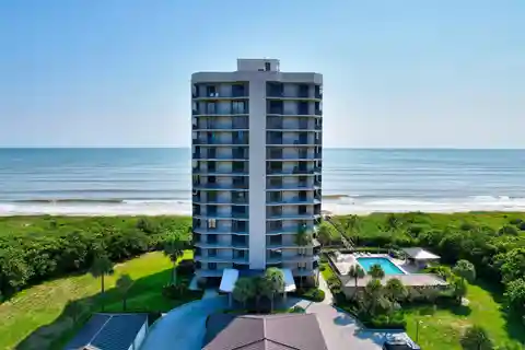 Luxurious Oceanfront Condo on North Hutchinson Island