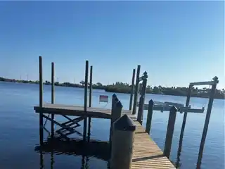 A Waterfront Paradise for Boaters & Nature Lovers