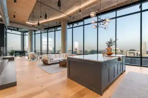 Stunning Sky-High Penthouse with Luxe Finishes & Views