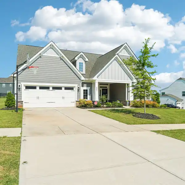 MOVE-IN READY RANCH-STYLE HOME