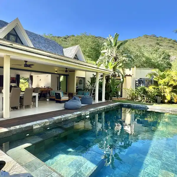 EXQUISITE BALINESE-INSPIRED VILLA