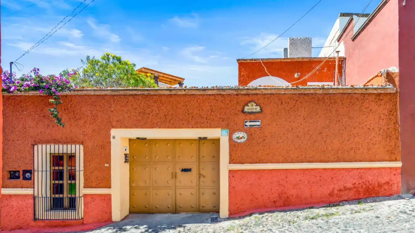 Casa De Los Espejos