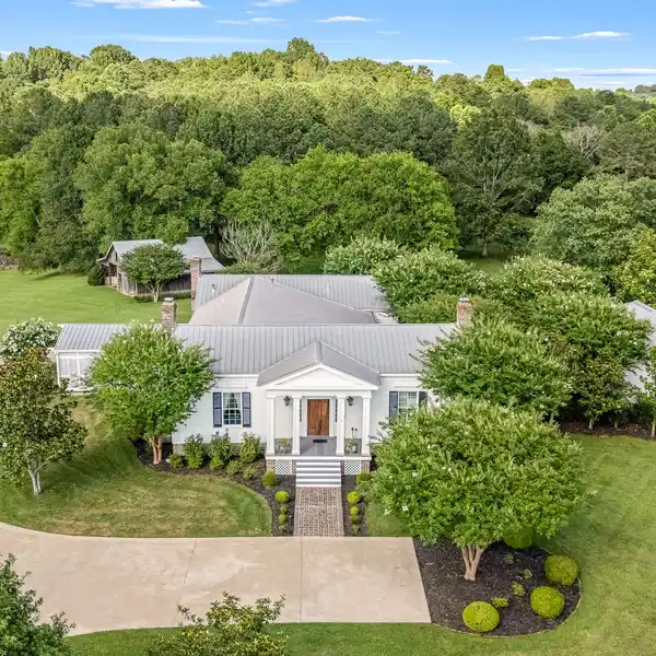 HISTORIC ELEGANCE ON 4+ PRISTINE ACRES