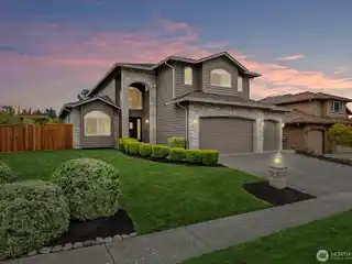 Updated Home on a Large Corner Lot in Apple Tree