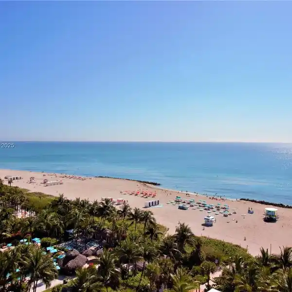 SPECTACULAR FULLY FURNISHED  ONE BEDROOM OCEANFRONT RESIDENCE