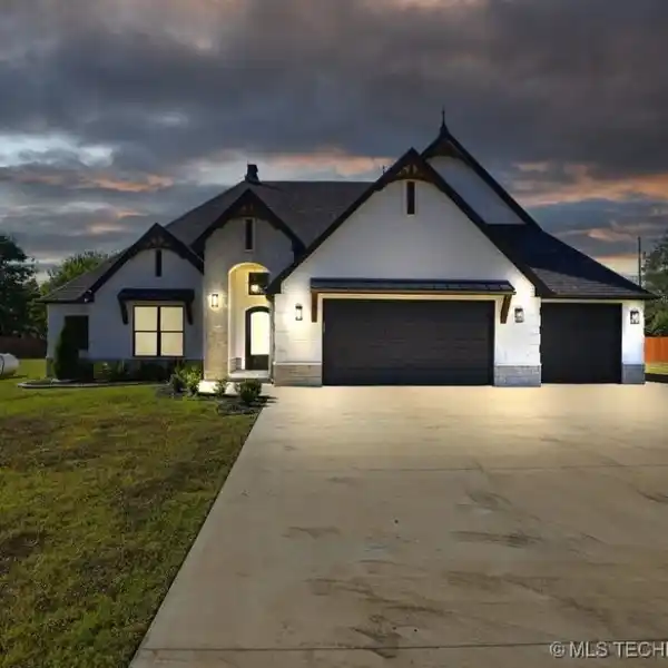 CUSTOM-BUILT 2022 ESTATE WITH POOL, OUTDOOR KITCHEN & ACREAGE