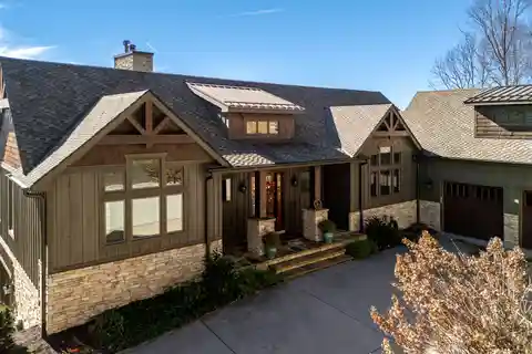 Marvelous Mountain Home