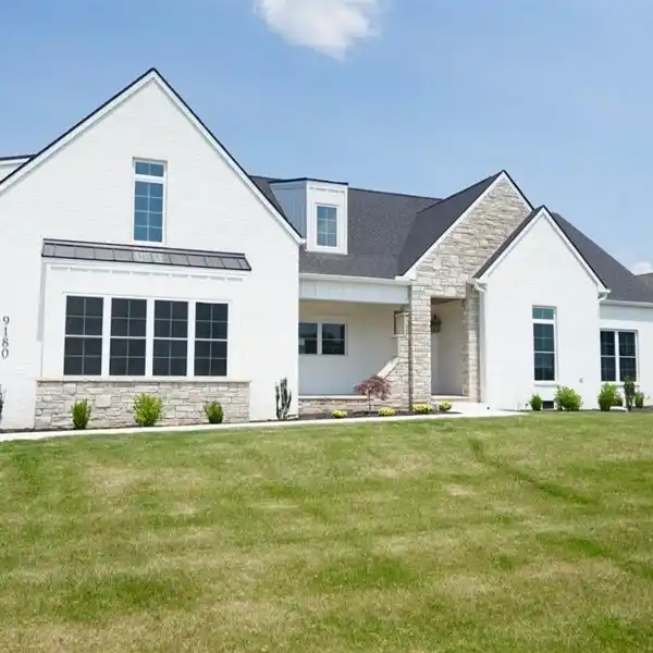 REFINED LIVING IN A SOUGHT-AFTER LOCATION