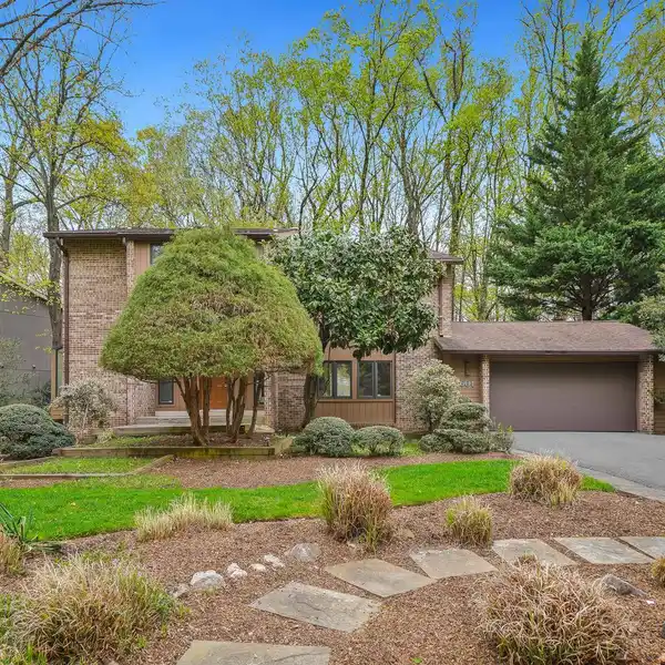 UPDATED MID-CENTURY MODERN SPLIT LEVEL