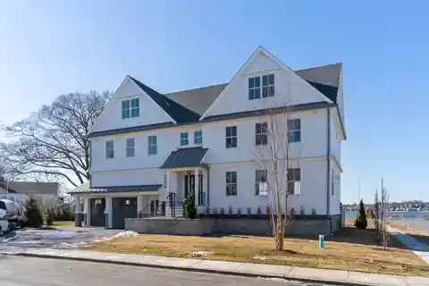 Coastal Retreat in Sought-After Marvin Beach
