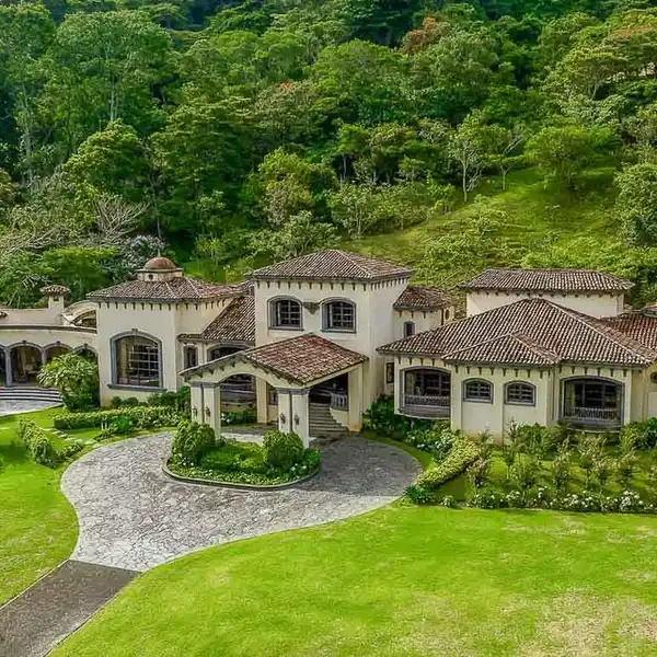 HACIENDA DEL CIELO ESTATE