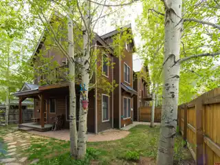 Stunning High-End Townhome