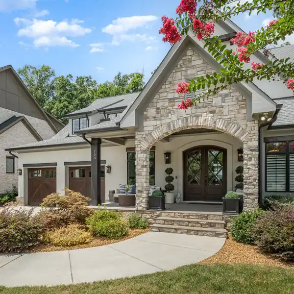 MASTERFUL THREE-LEVEL LUXURY RESIDENCE