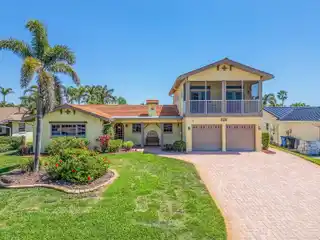 Mediterranean Beauty in Yacht Club Estates