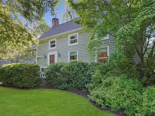 Serene Colonial Living with Deeded Lake Access