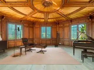 Castle Living in Zizers: Stylish, Historic, Unique