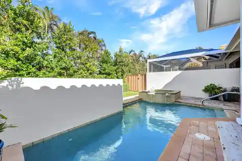 Luxurious Park Shore Townhome