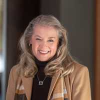 Vivien Snyder