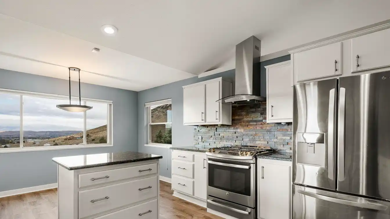 Acreage with Views
