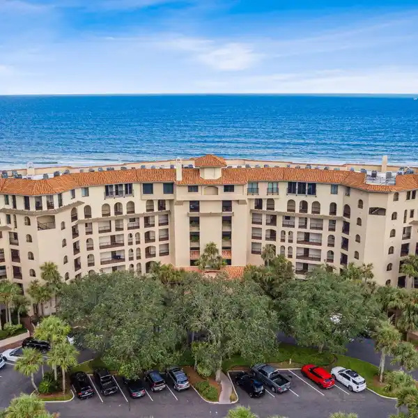 BEAUTIFUL VILLA ON THE AMELIA ISLAND PLANTATION