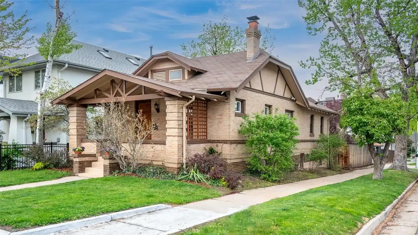 Stylishly Remodeled Bungalow