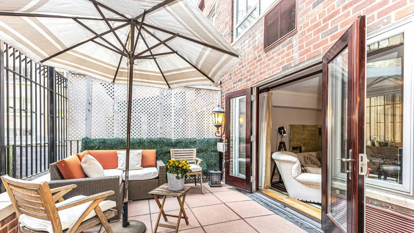 Renovated Turnkey One Bedroom