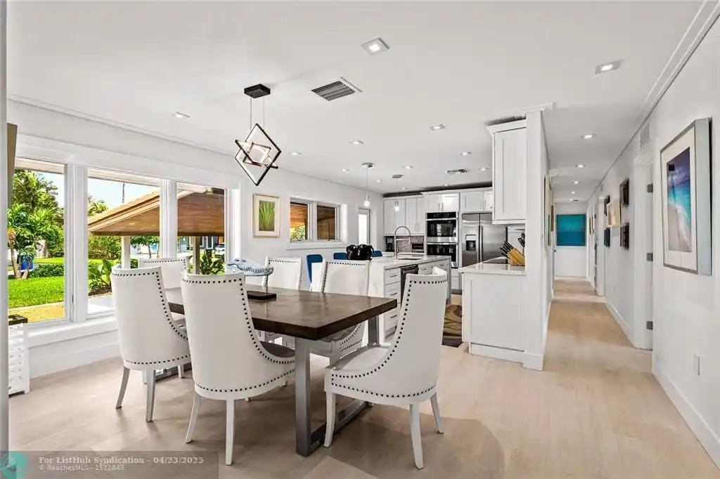 Exquisitely Remodeled Home Blending Warmth and Sophistication