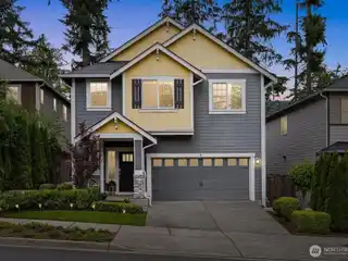 Tech-savvy Comfort with Private Greenbelt Views