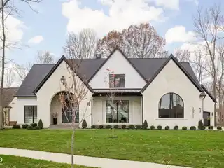 Designer Luxury Home on the Golf Course in Holliday Farms