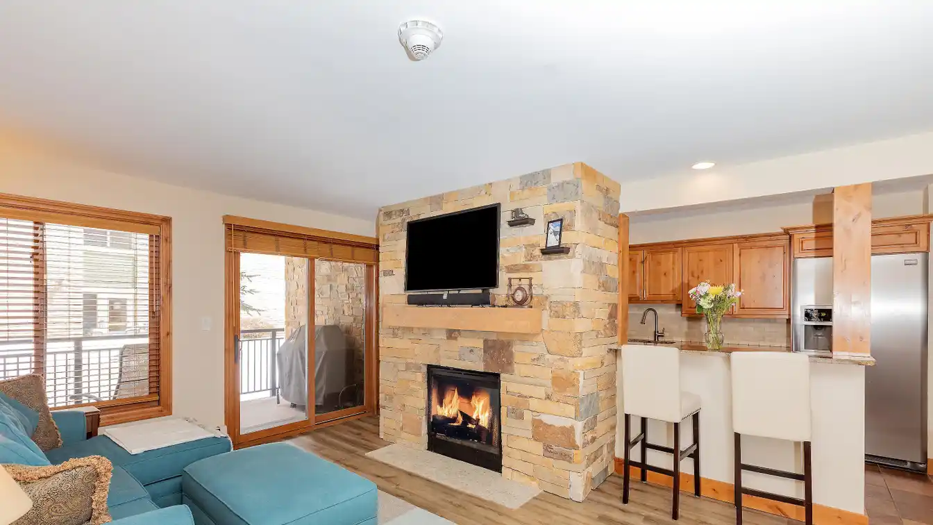 Immaculate Breakaway West Condo