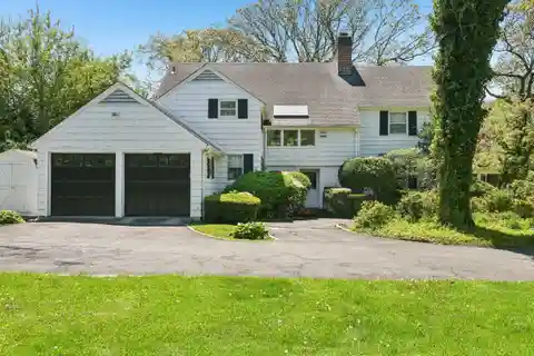 Rare Gem in Prestigious Back Lawrence