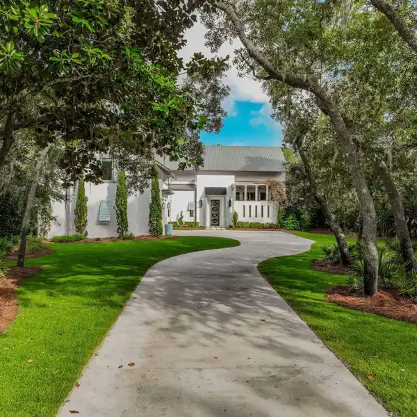 BOATER'S DREAM IN BOTANY BAYOU