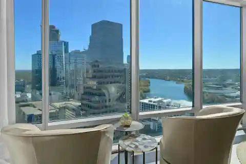 Stunning Southeast Corner Residence at the Austonian