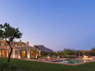 Excellent Newly Built Finca